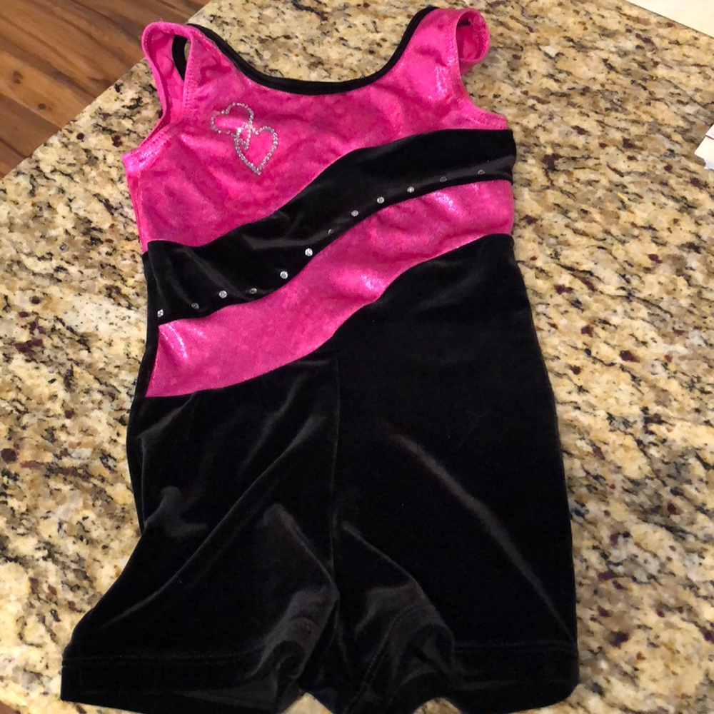 Gymnastics leotard